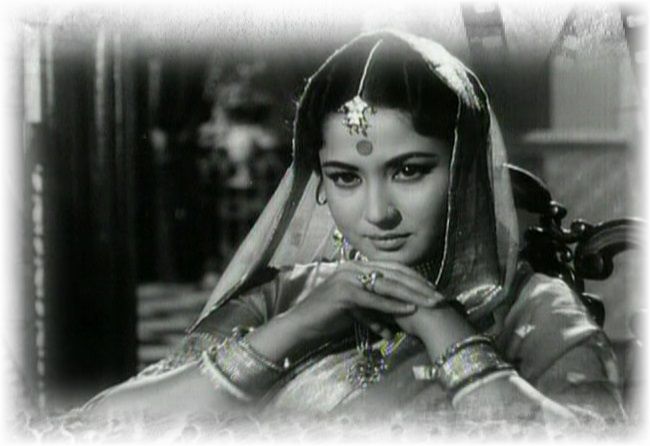 Meena Kumari as Chori Bahu in Sahib Bibi Aur Ghulam